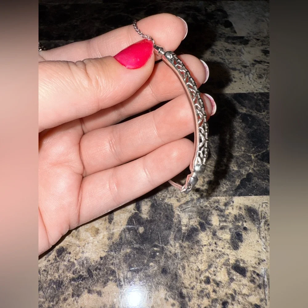Kendra Scott Gilly Adjustable Bracelet - Picture 4 of 7